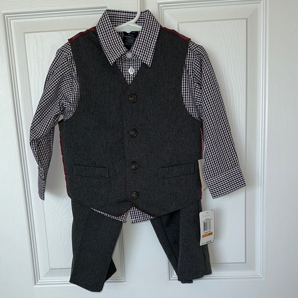 Nautica Other - NWT Nautica 3pieces Checkered Shirt and Vest Set Size 3-T (Boy)